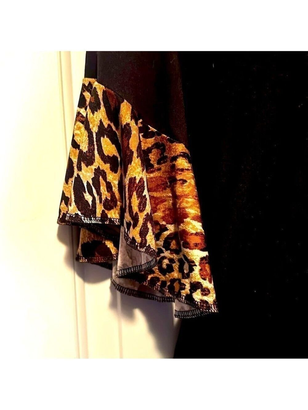 Leopard Top - Picture 3 of 8